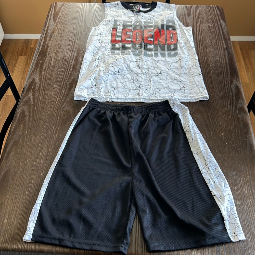 Boys 2 Piece Shorts Set